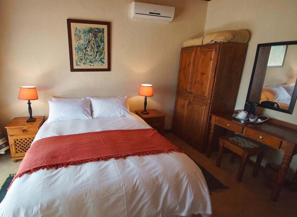 Kruger River Holiday Home Marloth Park Oda fotoğraf