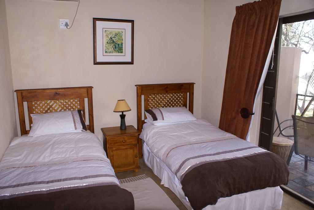 Kruger River Holiday Home Marloth Park Oda fotoğraf